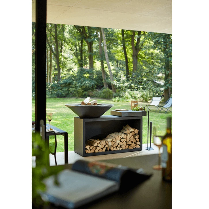 OFYR Island Black 100-100 Vuurkorf - Barbecue Met Meubel En Plank Van Donkergrijs Keramiek 4 OFYR Island Black 100-100 Vuurkorf - Barbecue Met Meubel En Plank Van Donkergrijs Keramiek - Afbeelding 2